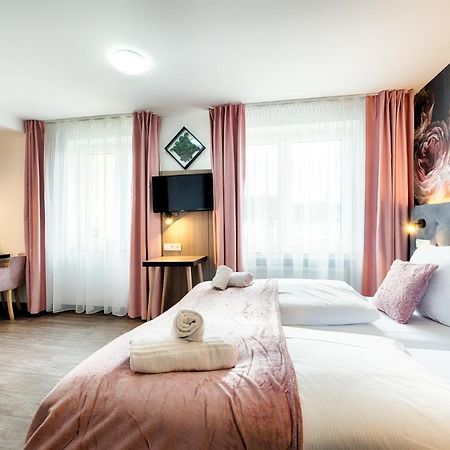 Home Hotel Дортмунд Екстер'єр фото